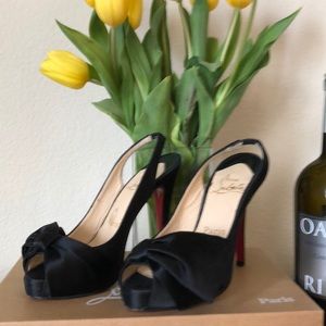 Christian Louboutin Very Noeud Raso Nero heels